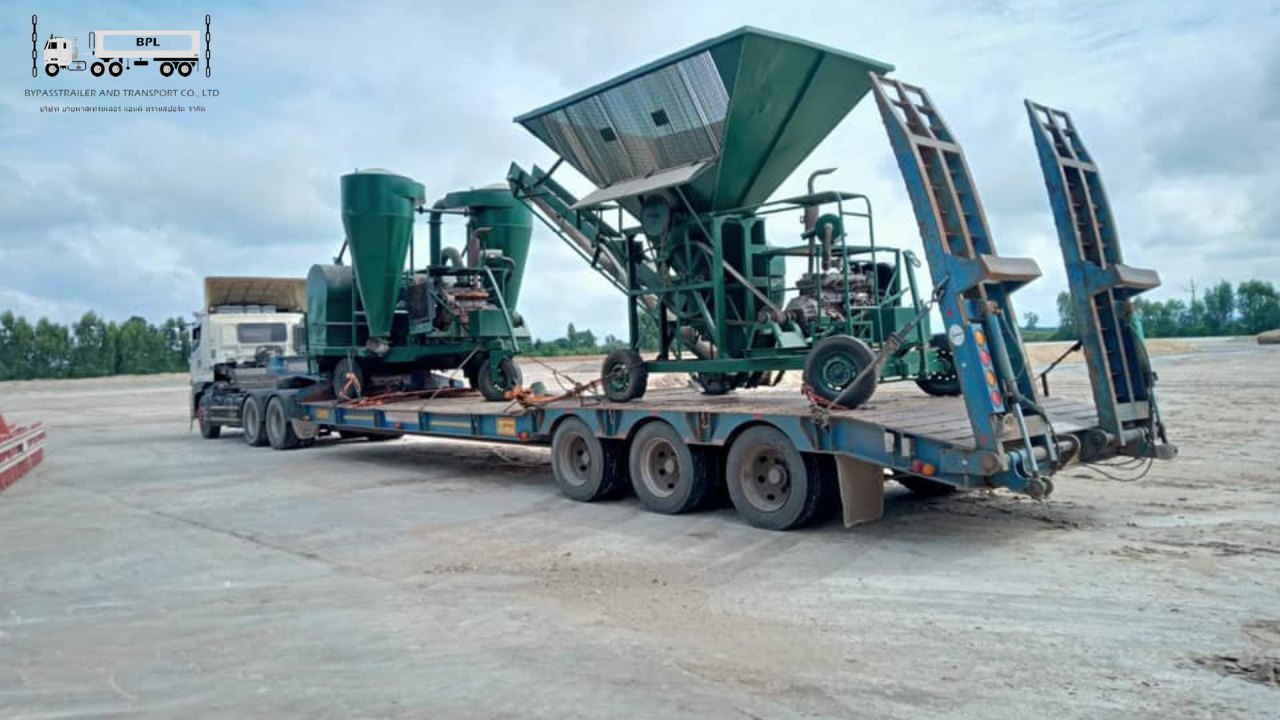 ขนส่งสินค้าวางพื้นรถเทรลเลอร์ ขนส่งสินค้าวางพื้นรถเทรลเลอร์